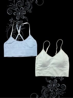 Lot of 2 Seamless Cropped Activewear Tops / Sports Bras Small